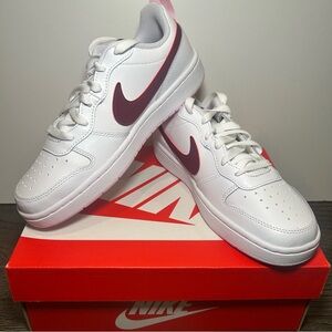 Nike Sneakers 4.5Y